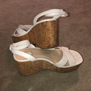 WHITE WEDGE SANDALS